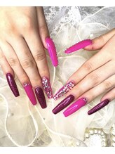 ローラネイル(Roller nail)/スカルプストーン乗せ放題¥12500