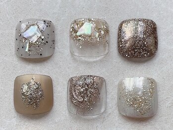 ヴィヴィアン ネイル(Vivian nail)/ニュアンスフットネイル