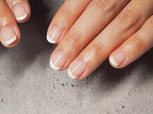 ビューティトリップ(Beauty TRIP)/年度スタートは清楚な白フレンチ