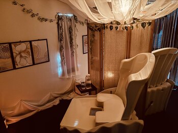 ヨサ パーク ルル(YOSA PARK Lulu)/LULUONNに座るだけ★