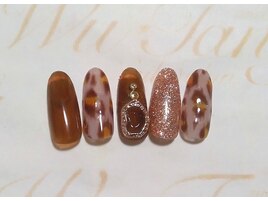 クリアヒョウ柄ネイル￥8500