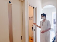 ポーラ ザ ビューティ 光の森店(POLA THE BEAUTY)/３エステルームへご案内