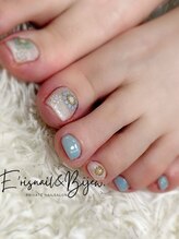 イリスネイル アンド ビジュー(E’risnail&Bijew.)/ブルー&ホワイトフットネイル！