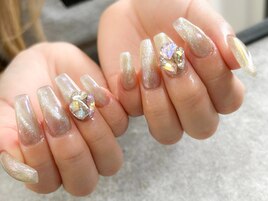 ビジューネイル