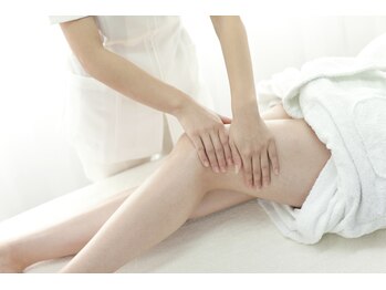 サロンイーエフ セントラル店(Salon EF)/【美脚】ハイパ-ナイフ