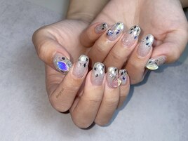 大きめパーツ×ギャル風ネイル