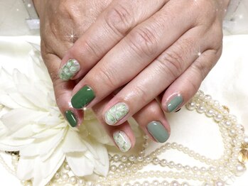 ウィズ フェリーク/新緑ネイル