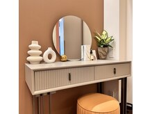 エービューティーサロン 松山店(A BEAUTY SALON.)の雰囲気（各部屋ごとにドレッサー完備。他の方とすれ違う心配なし♪）