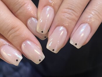 ニンニ(ninni)/オーロラハートホログラムネイル