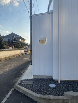 ミオン(Mion)/こちらの看板を目印に♪