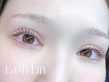 ネロリ バイ エイティスト(neroli by 8ist)/上下パーマ［新宿/新宿駅］