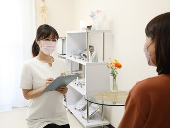 リフレリア(REFLERIA)/カウンセリング風景