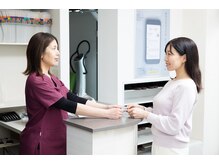 KMS西宮鍼灸整骨院の雰囲気（効果を実感して頂きたいから新規様は30分の徹底カウンセリング♪）