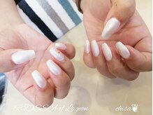 リオッサ オブ ラグーン(RIOSSA of Lagoon)/ホロｘ上品ネイル