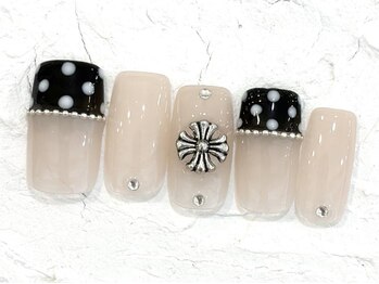 ネイルメゾン 池袋店(NAIL MAISON)/クロムドット￥6980