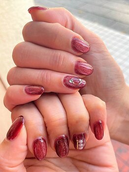 アイディーアートスペースネイル(ide art space NAIL)の写真/アートが得意な当店は、特別な日にぴったりの華やかなデザインもご用意♪持ち込みデザインも可◎