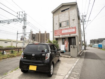 カラダまっすぐ整体院/縦列駐車1台のみお停めください