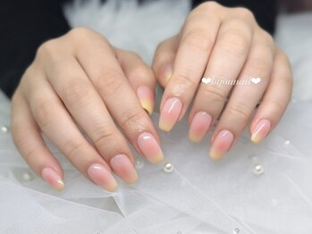 ビジューネイル(bijou nail)/