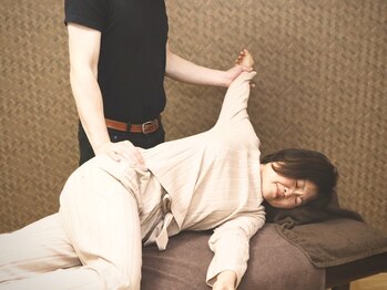 菅野スポーツマッサージ/肩のストレッチ