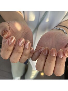 トータルサロン 白べぇーっ プラス/マグネットネイル