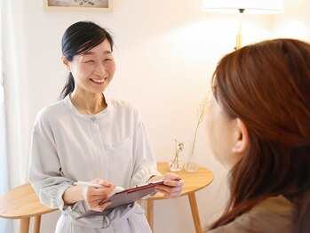 クレアモンテ(CREAMONTE)の写真/≪産後‐更年期の不調に・完全個室の癒しサロン≫同じ悩みを経験したセラピストがお悩みに寄り添います◎