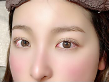 ウィイセサキ 伊勢崎(Oui)/カールが続く、まつ毛の美しさ