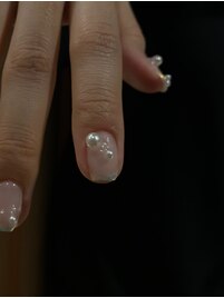 white perl and mirror french