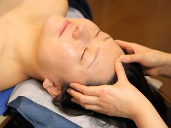 リンパドレナージュサロン ブルースターズガーデン/『ヘッド(2)』