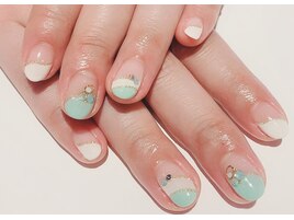 popなフレンチネイル