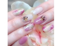 ネイル クアリータ(nail qualita)の雰囲気（華やかデザインコース￥9180プロによるこだわりのお手入れ込み）