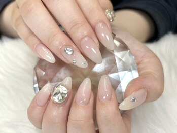 シェリエ(She'rie by Ange)の写真/【カラー・パーツ豊富にご用意あり◎】シンプルでも目を引く、ワンランク上の洗練されたネイルをご提供♪