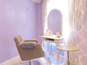 マルニーク(marniqUe)/Room 2【ヘッドスパ・髪質改善】