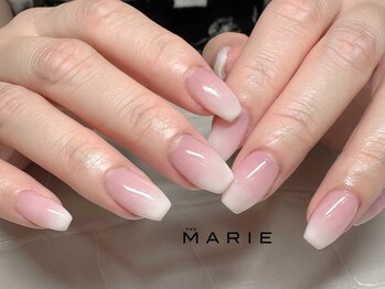 ホワイトグラデ　¥7,150 1113c