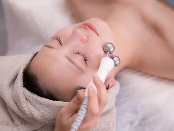 カラー(CALLA)/大人気♪小顔造形フェイシャル