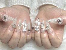 ジュリネイルスタジオ(Julli Nail Studio)/ゴテゴテ、キラキラ、マグネット