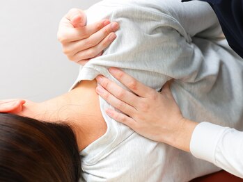 ヨスガ(YoSuGa)の写真/「強いマッサージは苦手…でもコリは取りたい」そんな貴方に!経験豊富な施術者が不調を根本改善★