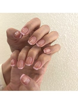 エルティーブ(elteeb)の写真/オフィスも普段も◎シンプル可愛いデザインと似合うお色を提案☆指先を上品に彩ります♪