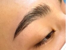 モストブリヤン(MOSTBURYAN)/眉毛WAXパーマ