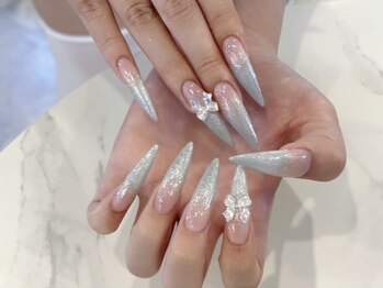 ヨミ(Yomi)の写真/【美しいフォルムで目を惹くモテ可愛ネイル】高技術×お手頃価格で「なりたい爪先」を実現◎