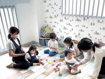 スプリング 柏店(spring)の写真/【柏駅近/お子様連れOK】育児中のママさんも気兼ねなく通える★首肩こり/腰痛/むくみ/産後の体型崩れ改善◎