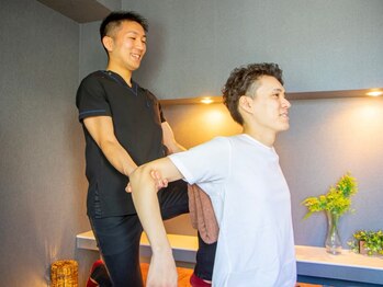骨盤メディカル整体院 岡山大供院の写真/男性に大好評☆骨盤矯正＆姿勢矯正で健康美を手に入れよう♪猫背や姿勢が良くなると、より格好良くなれる！
