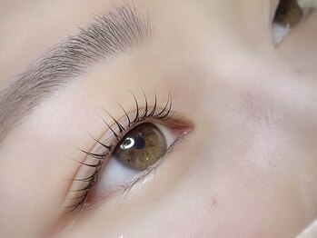 マケア 天神大名店(Makea)の写真/全室個室★ゆったり施術が受けられるのが嬉しいポイント☆目元のお悩みも相談しやすい◎[LEDマツエク/天神]