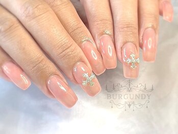 バーガンディ 鶴田(BURGUNDY)の写真/【上質な縦長美爪を叶えるサロン】自爪が薄く割れやすい・のびにくい等でお悩みの方必見☆