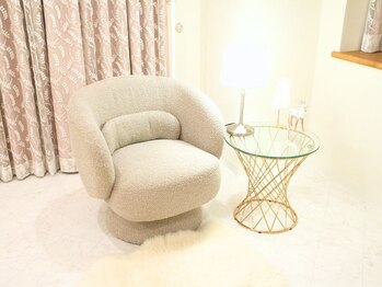 アメリイ 百合ヶ丘 新百合ヶ丘(Amerii)/ゆったりした椅子にお掛け下さい