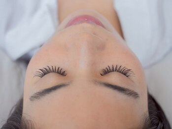 デリコ アイ(DELICO eye)の写真/完全個室プライベートサロン◎人気の高持続LEDエクステ導入！まつ毛パーマもモチの良さに定評あり★