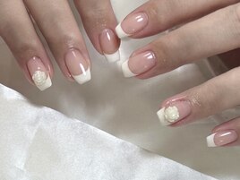 白フレンチ 薔薇パーツ代別