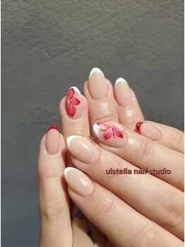 ウルステラ(ulstella)/フレンチネイル♪