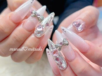 エムズ ネイル アンド アイ(M’s nail & eye)/