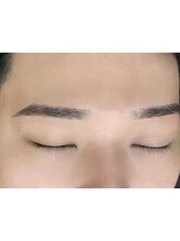 ビューステージ アイブロウサロン 松山/キリッと平行眉（間引きあり）