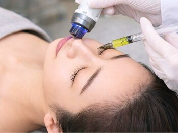 ナナイロヨジドン(nanairo麗姿堂)の写真/韓国発☆話題の《レモンボトル&レッドショット》で小顔&たるみ改善!最新導入マシンで奥までしっかり分解◎